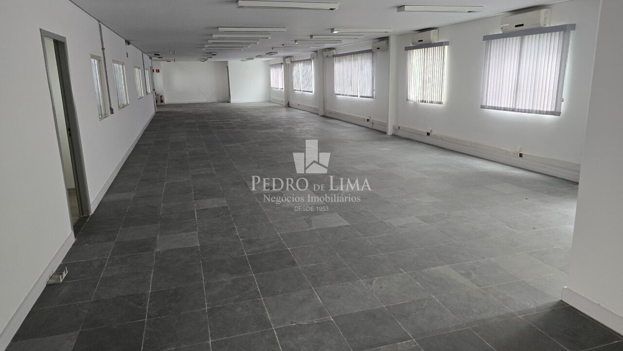 Galpão industrial 4.409,50m² área construída - Parque Novo Mundo