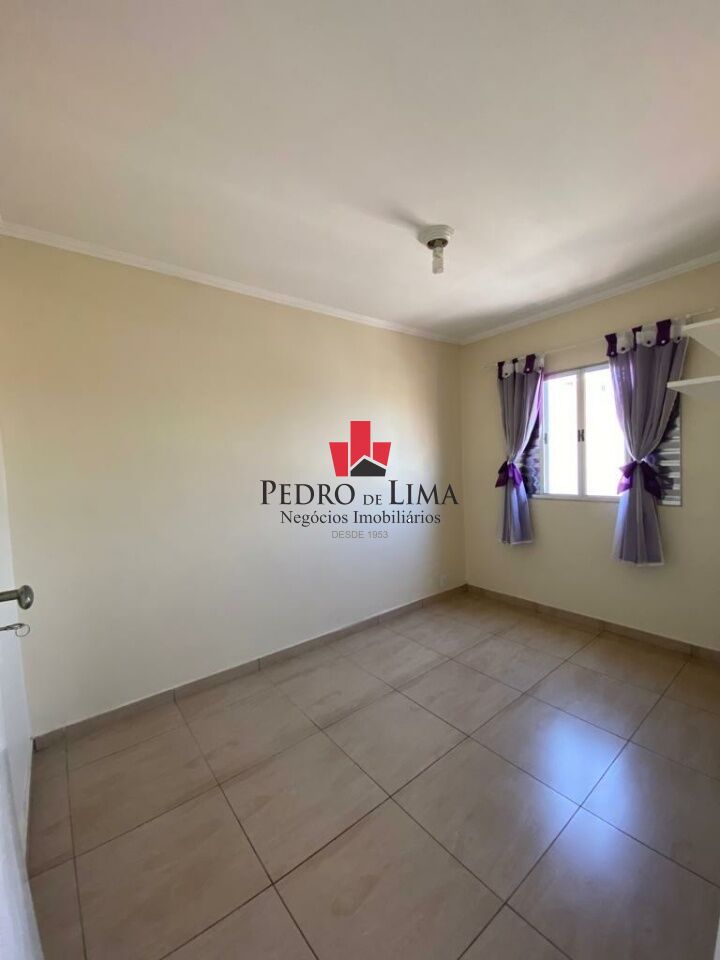 Sobrado frontal com 4 quartos e 1 salão comercial no Arthur Alvim