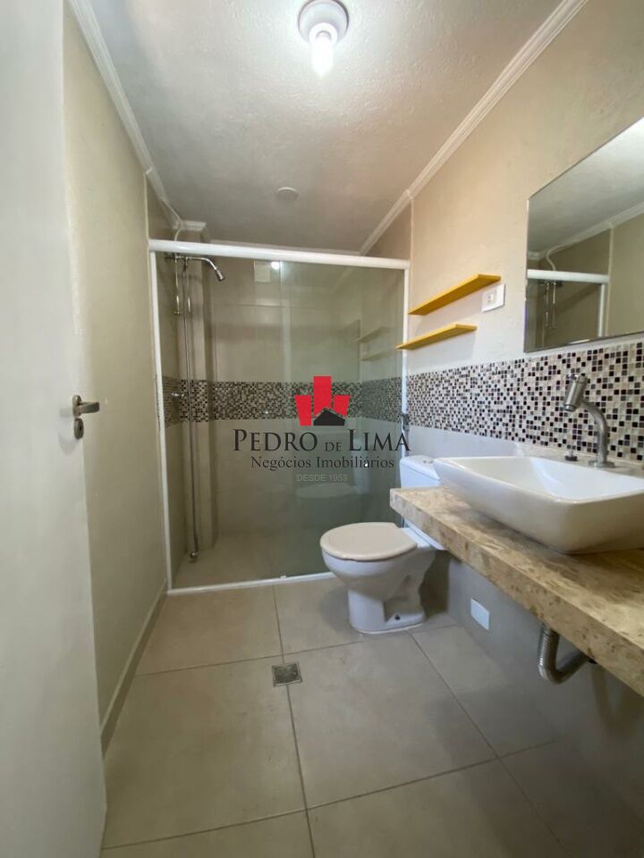 Sobrado frontal com 4 quartos e 1 salão comercial no Arthur Alvim