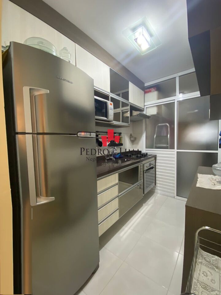 Apartamento á venda conta com  3 quartos sendo 1 suíte, 1 vaga de garagem e 62,15 m², em Penha