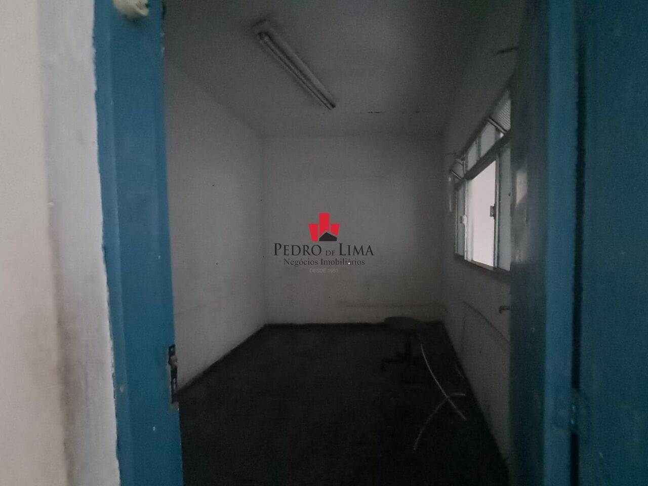 Prédio Comercial com Salão em Itaquera