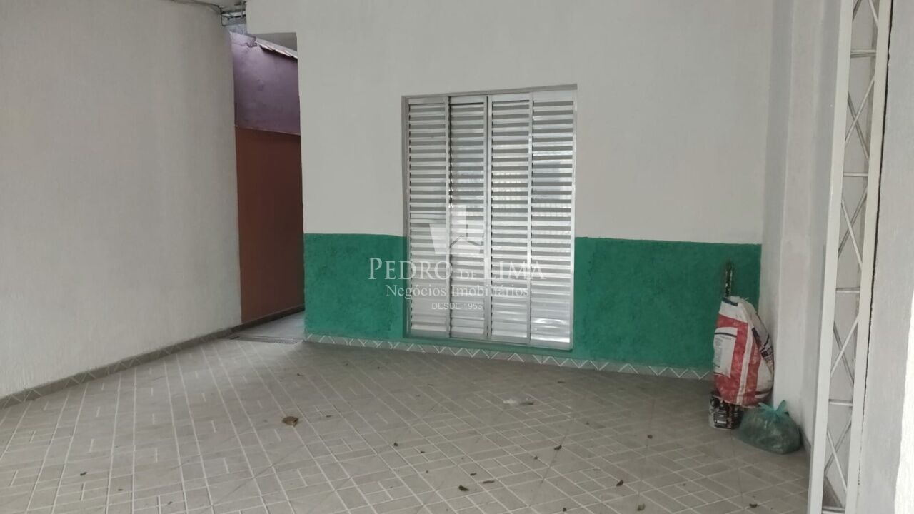 Casa térrea na região do Jardim dos Ipês