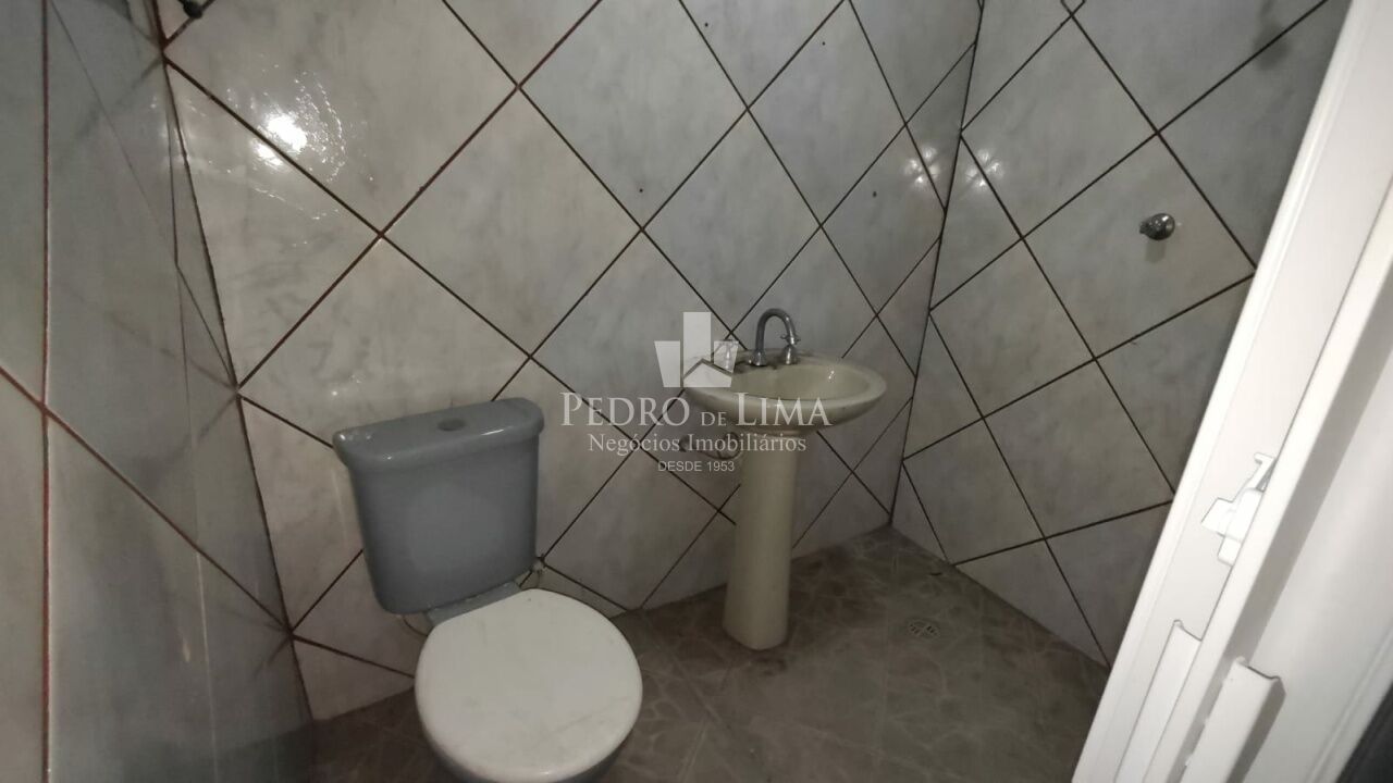 Casa térrea na região do Jardim dos Ipês