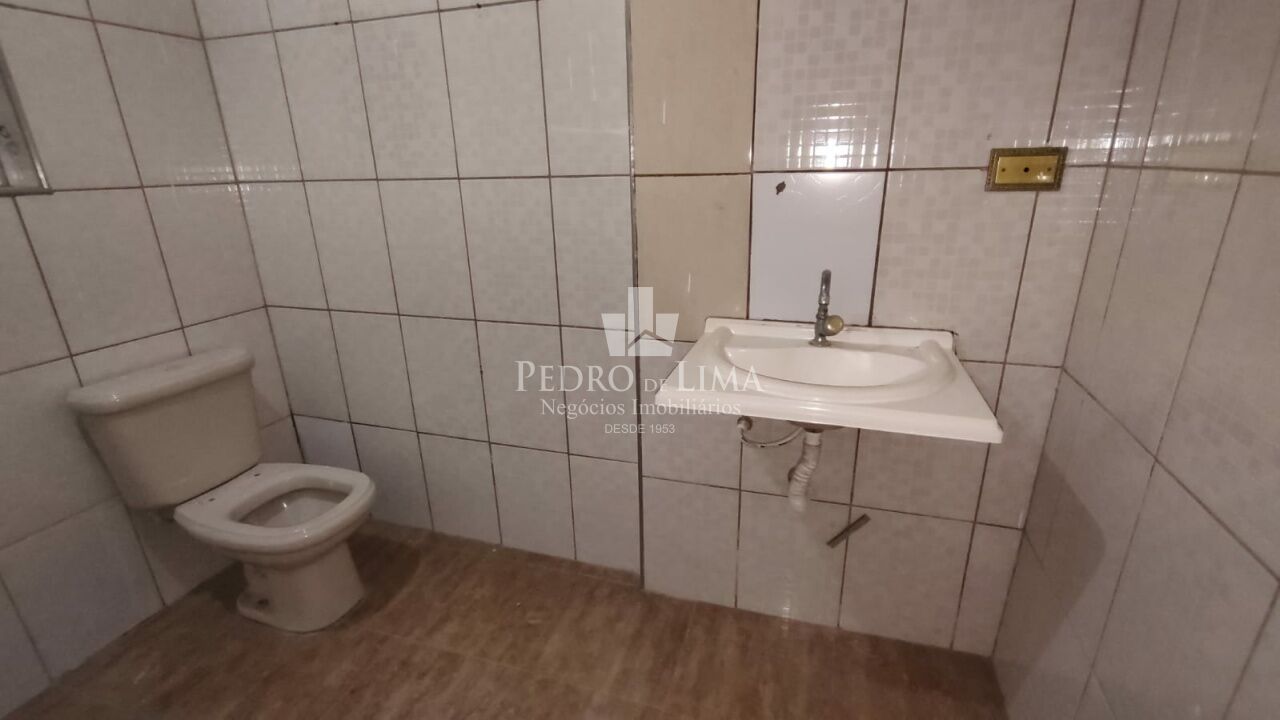 Casa térrea na região do Jardim dos Ipês