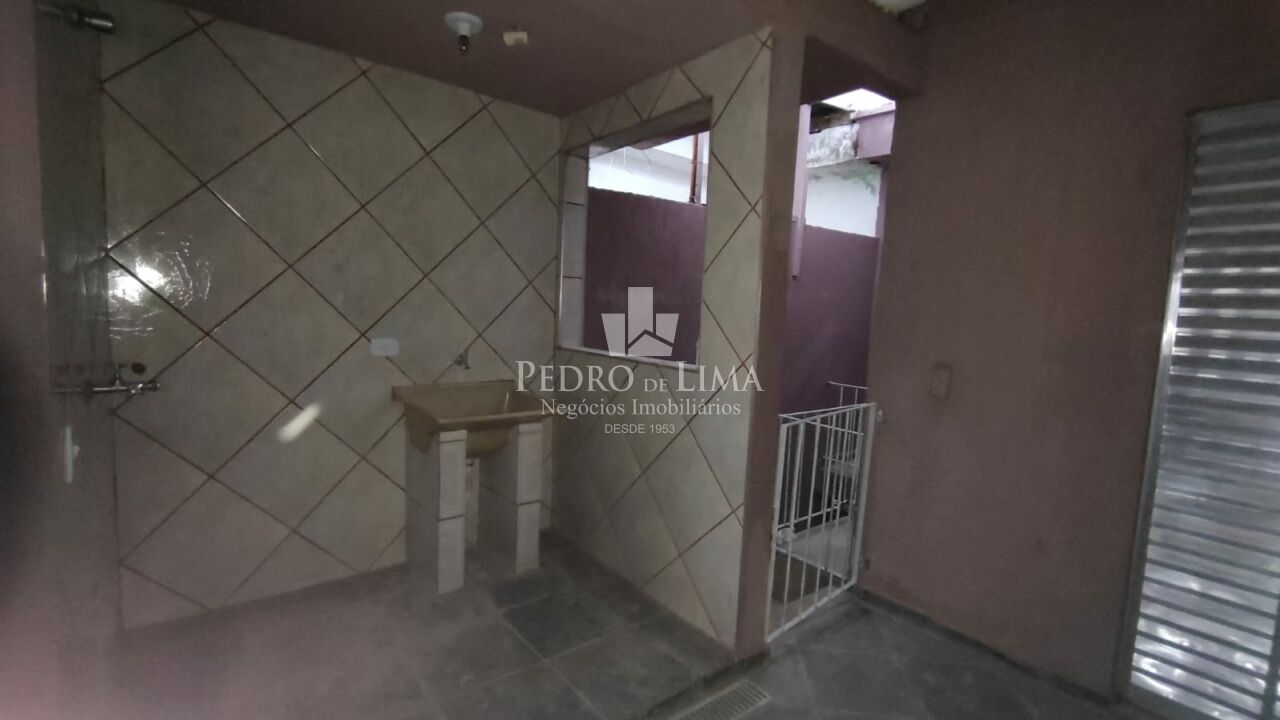 Casa térrea na região do Jardim dos Ipês
