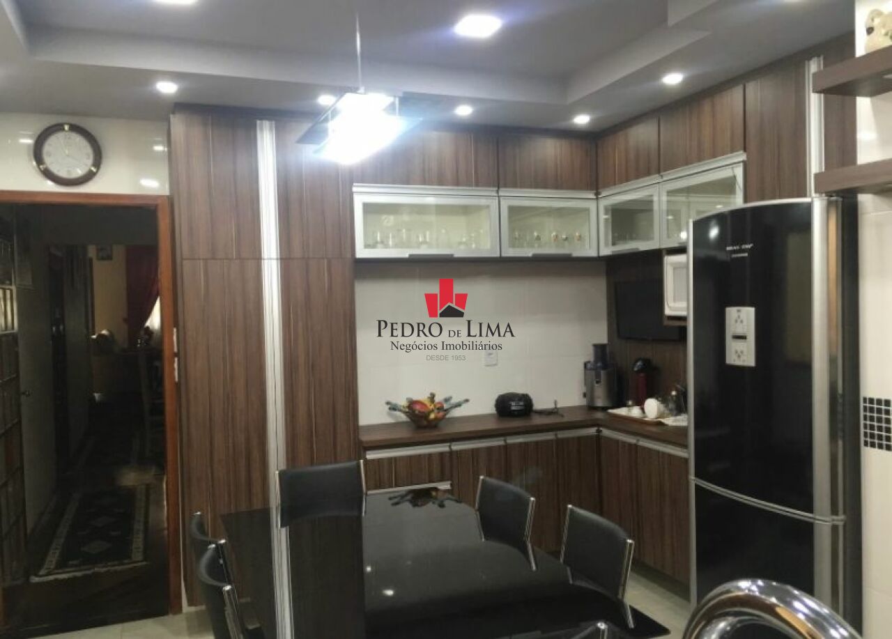 Sobrado com 4 dormitórios, 2 suítes, 3 vagas, 213 m², Jardim Hercília - Cidade Patriarca
