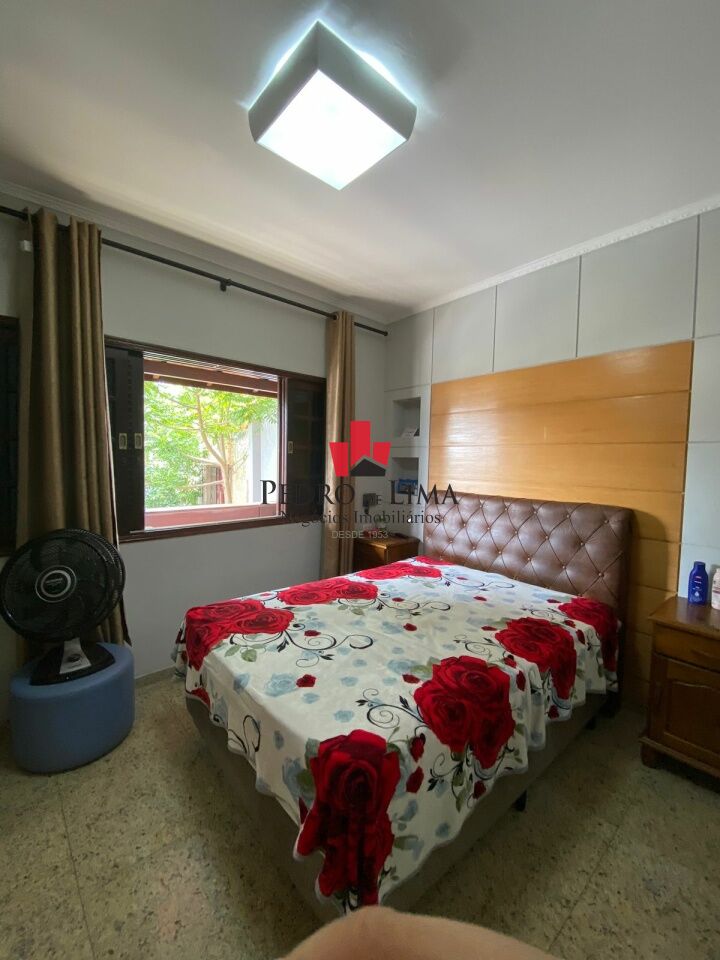 Sobrado com 4 dormitórios, 2 suítes, 3 vagas, 213 m², Jardim Hercília - Cidade Patriarca