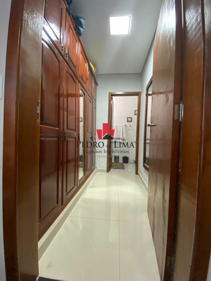 Sobrado com 4 dormitórios, 2 suítes, 3 vagas, 213 m², Jardim Hercília - Cidade Patriarca