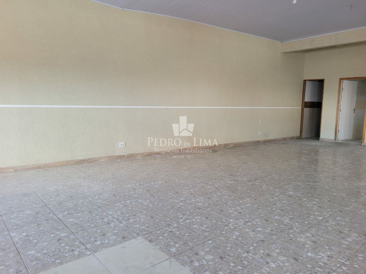 Sobreloja no Cangaiba