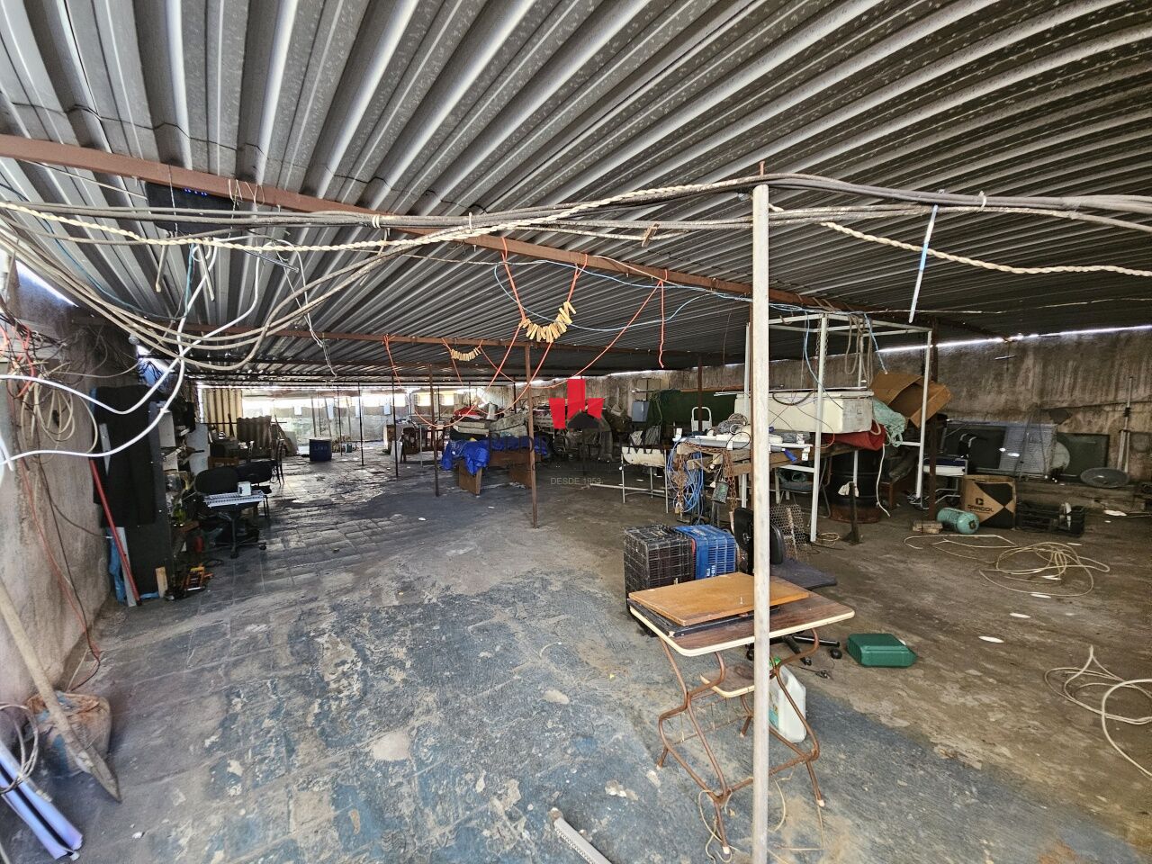 Terreno com 500 M², sendo 10 x 50 metros, em avenida e ótima localização. Bairro região Penha