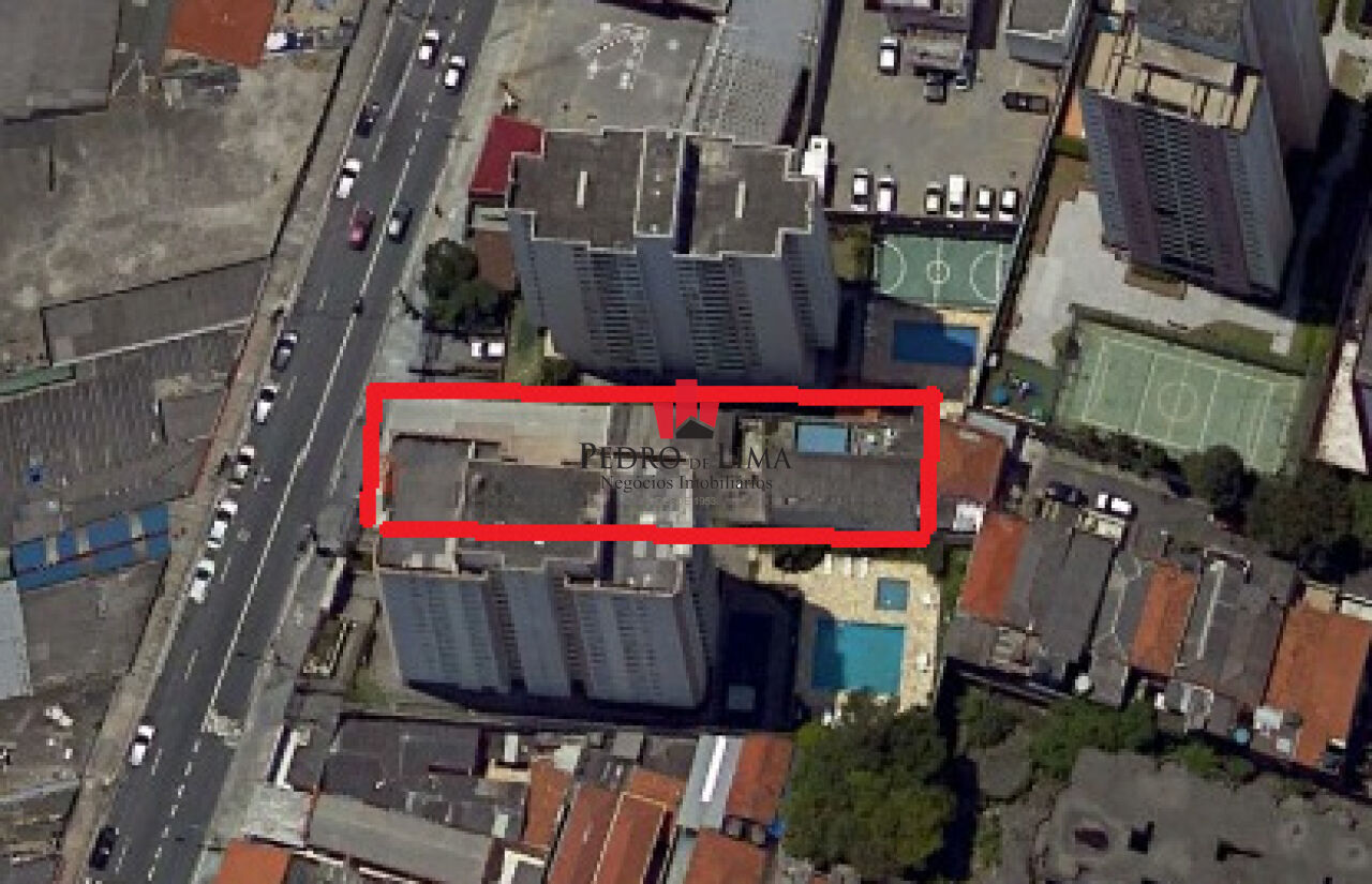Terreno com 500 M², sendo 10 x 50 metros, em avenida e ótima localização. Bairro região Penha
