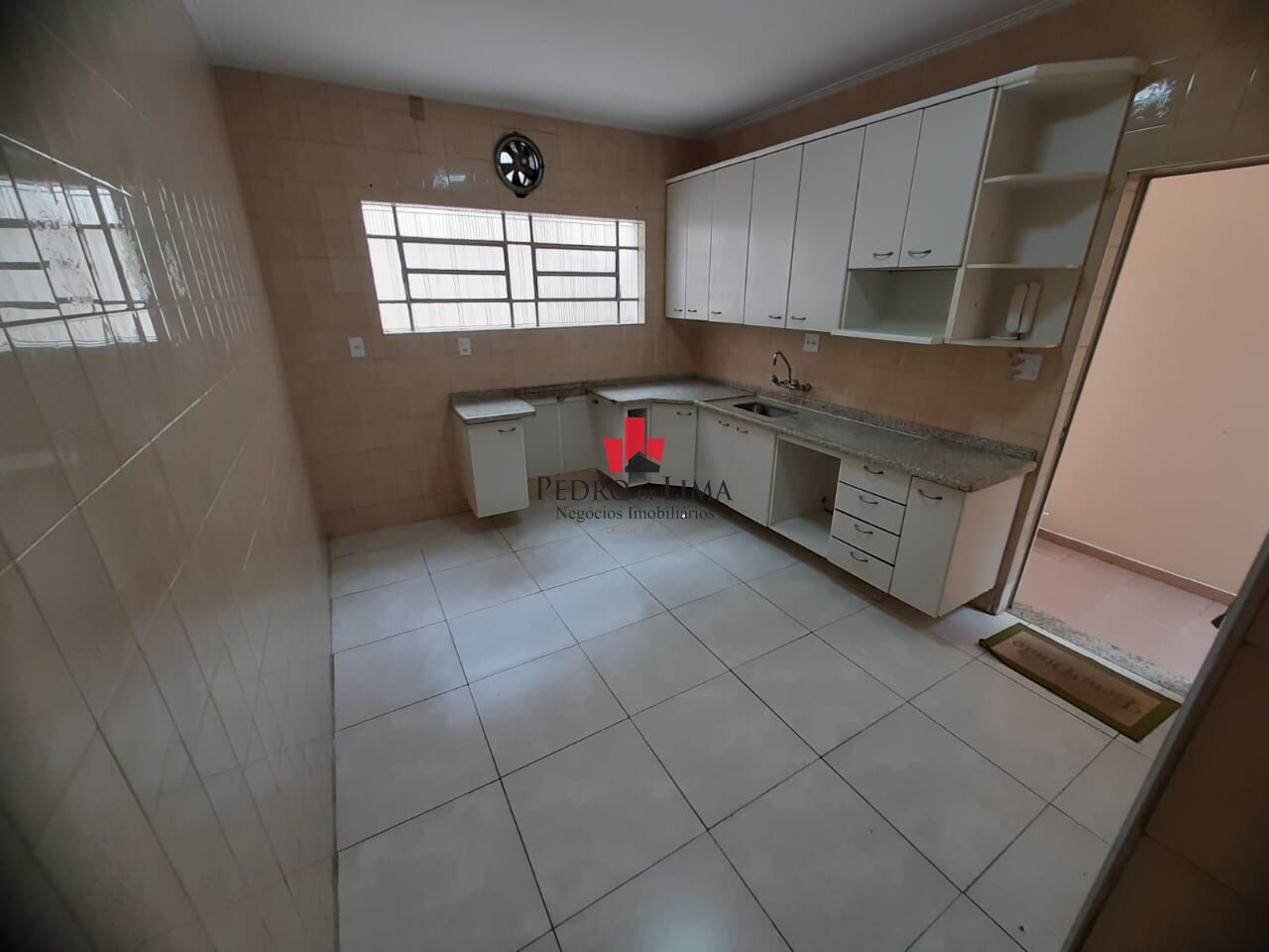imagem do imovel Sobrado frontal de 2 dormitórios, 2 vagas e 254 m² na Cidade Lider ref: PE40499
