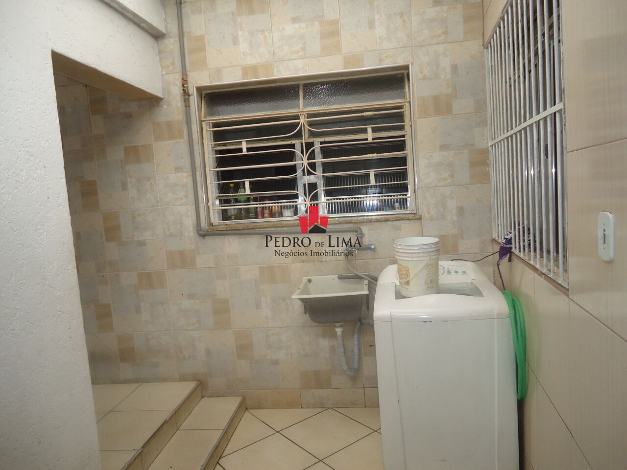 Casa Térrea 2 dormitórios com 3 vagas no Cangaíba
