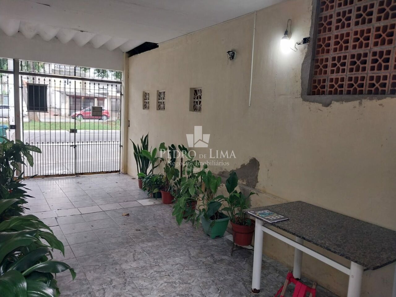 Casa Térrea 2 dormitórios e com 2 salões na Ponte Rasa