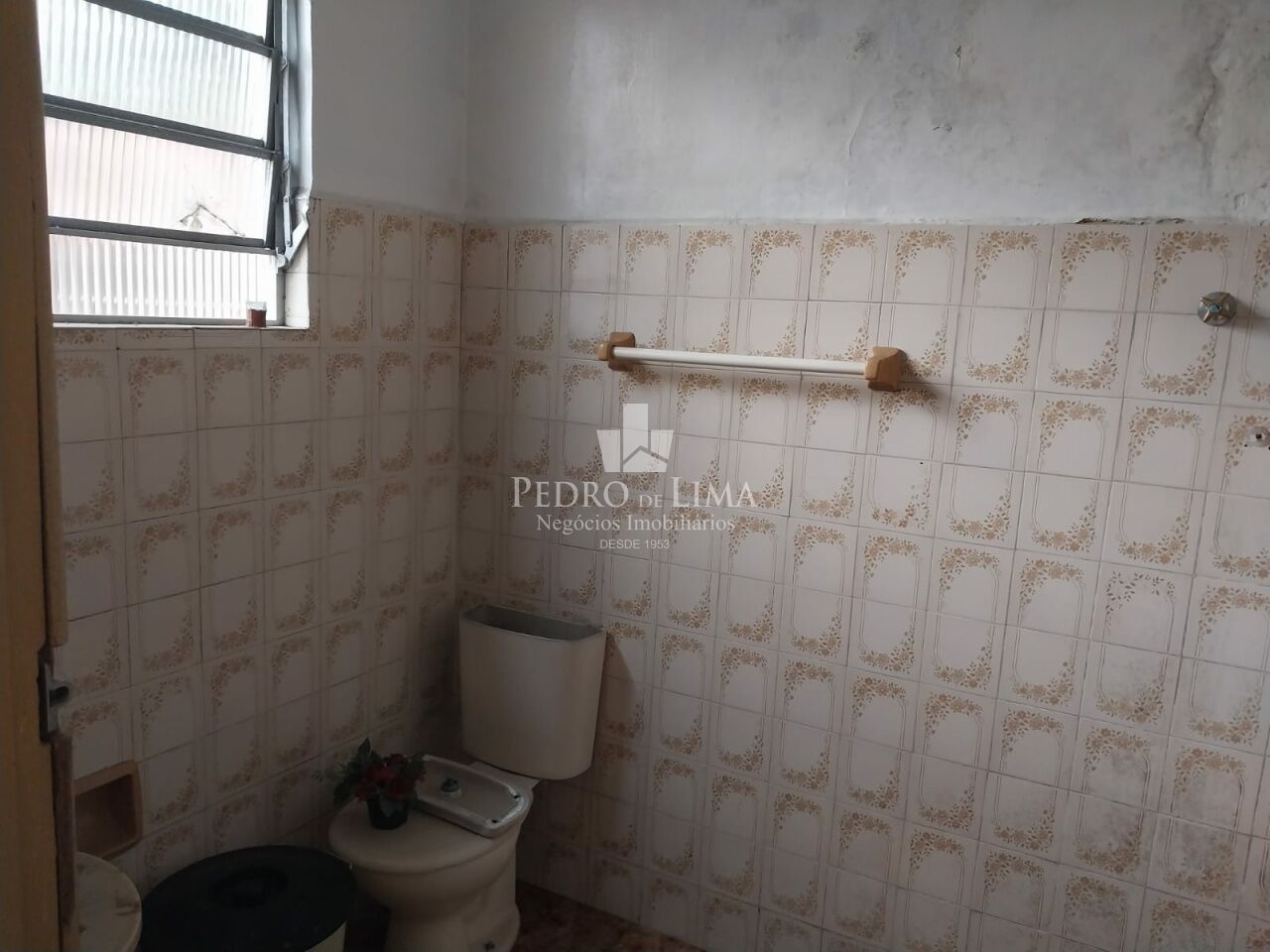 Casa Térrea 2 dormitórios e com 2 salões na Ponte Rasa