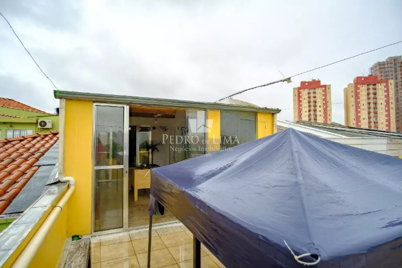 Sobrado frontal   próximo  ao metro  Penha