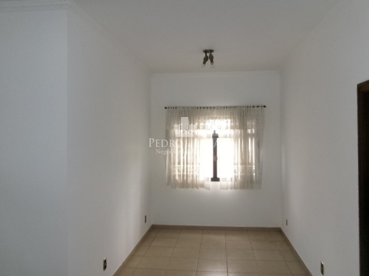 imagem do imovel Apartamento com 2 Dormitórios, Sala, Cozinha, Banheiro sem Vaga na Vila Ré ref: PE40913