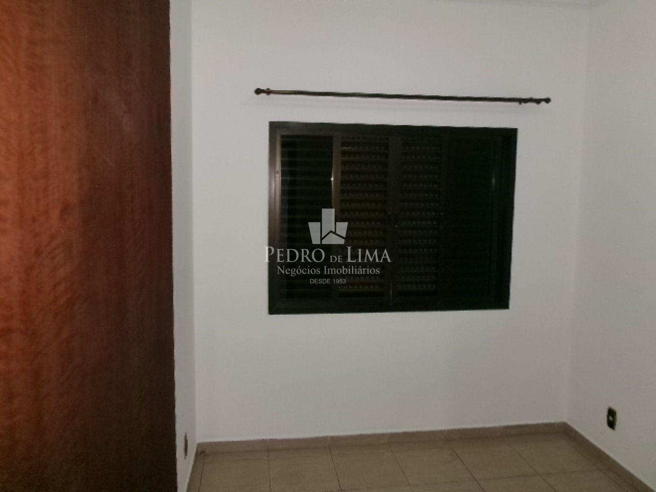 imagem do imovel Apartamento com 2 Dormitórios, Sala, Cozinha, Banheiro sem Vaga na Vila Ré ref: PE40913
