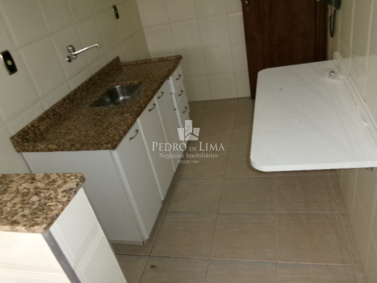 imagem do imovel Apartamento com 2 Dormitórios, Sala, Cozinha, Banheiro sem Vaga na Vila Ré ref: PE40913