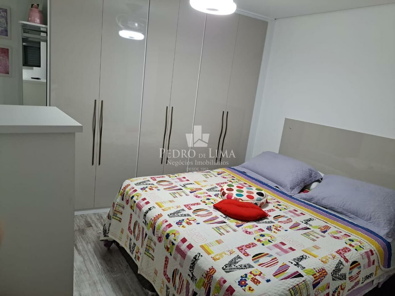 Casa térrea no Burgo Paulista - Ponte Rasa