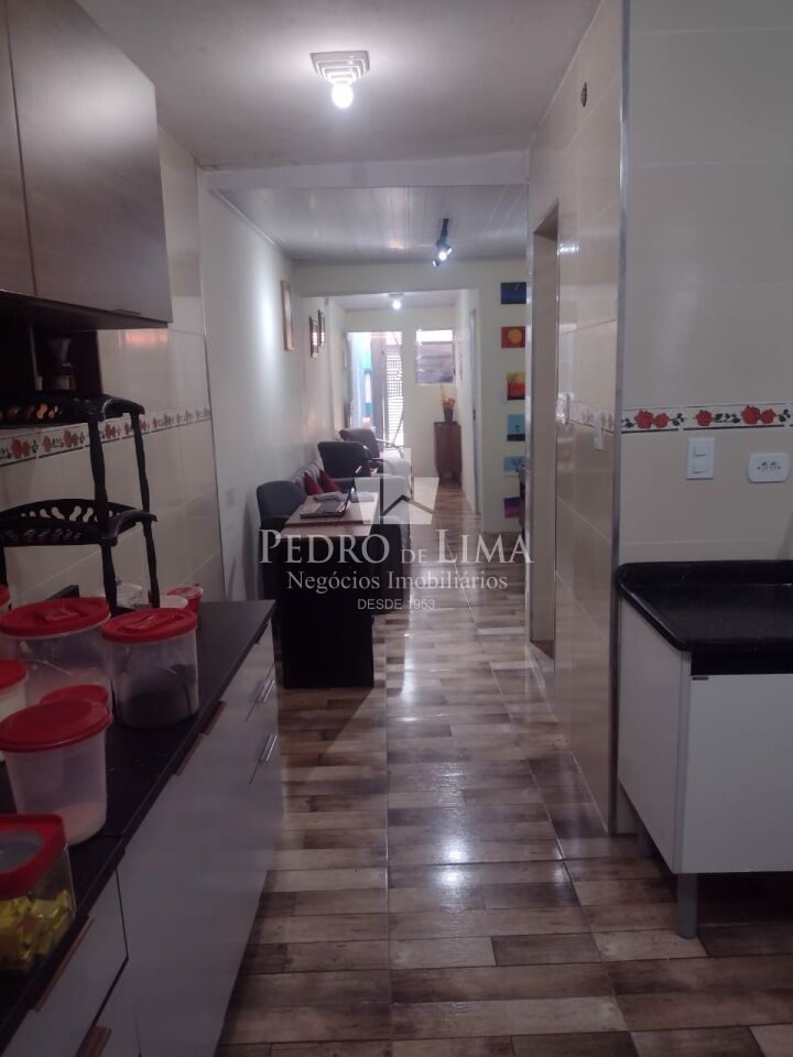 imagem do imovel Casa Térrea 4 quartos e 2 vagas na Ponte Rasa ref: PE41183