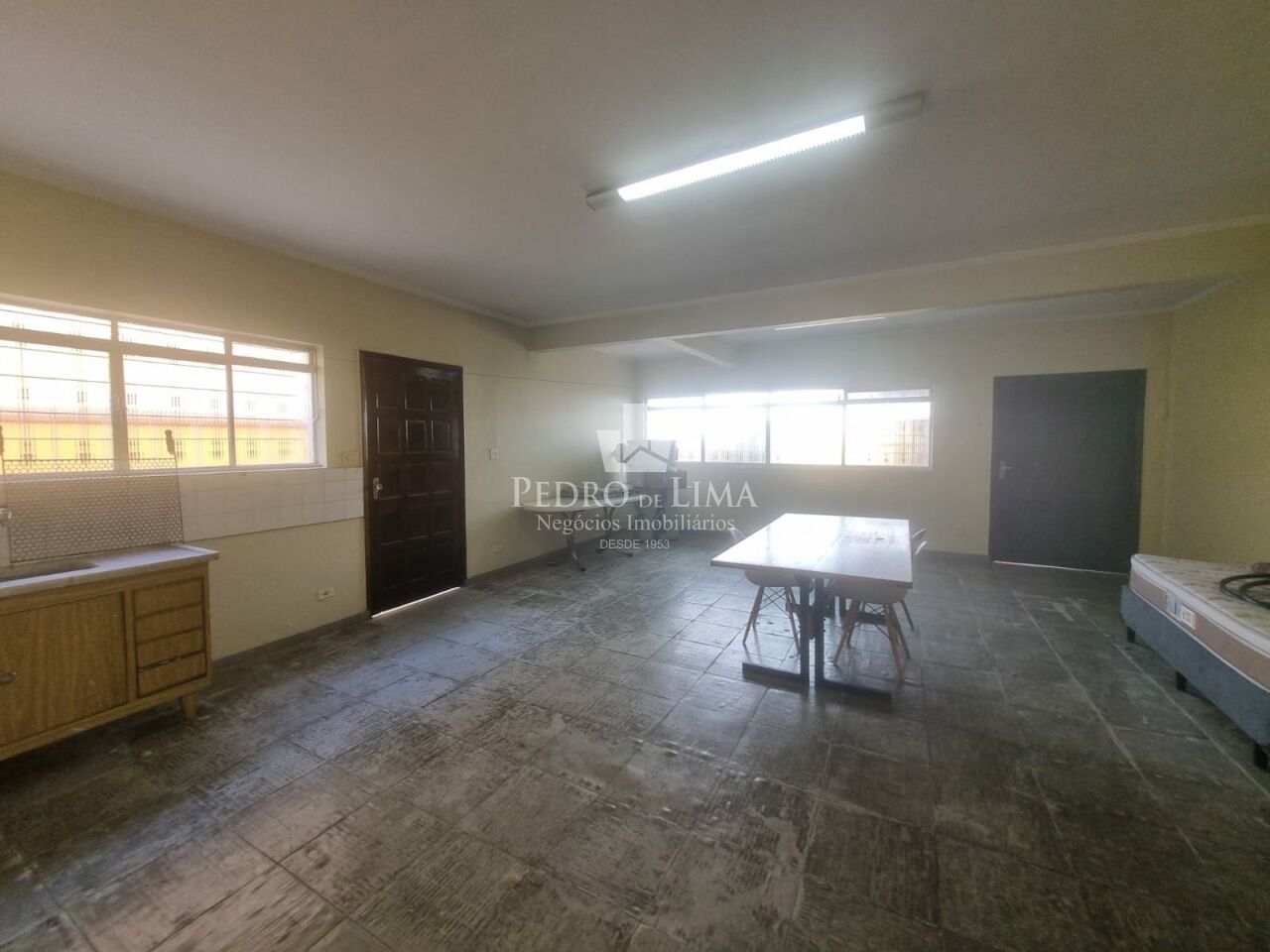 Casa Térrea Comercial de 3 Dormitórios, Sala dois Ambientes 3 Vagas na Penha