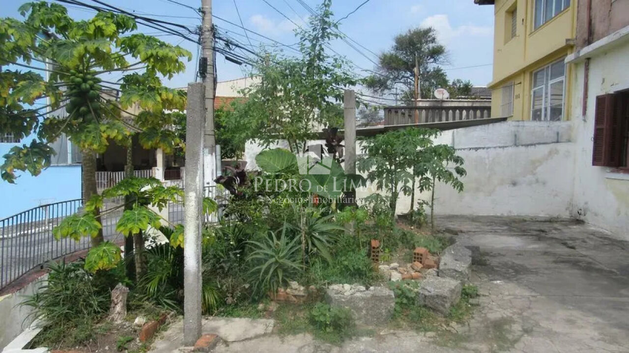 Terreno bem localizado, próximo de comércios e avenidas na Penha