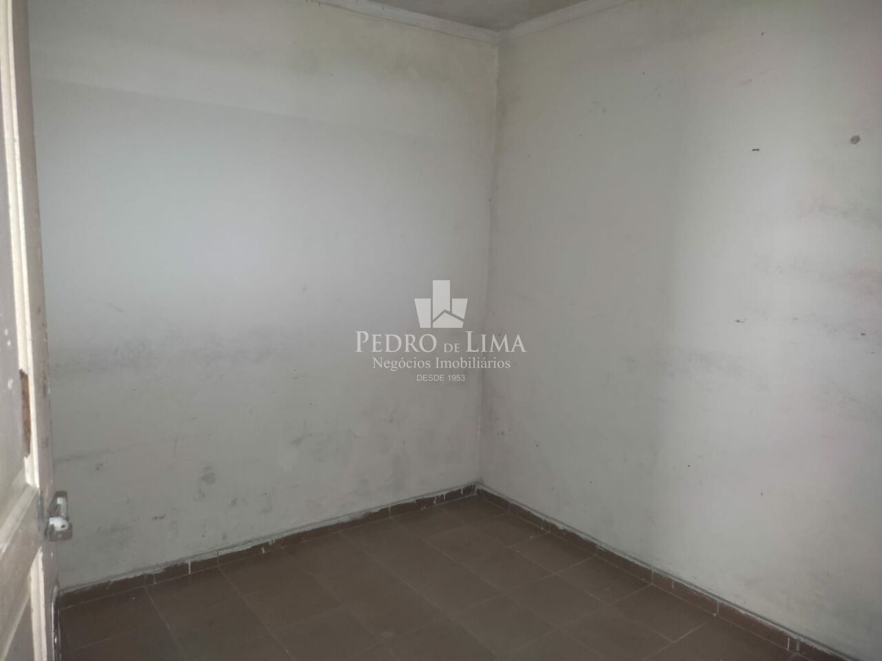 imagem do imovel Salão comercial de Sobreloja com 500m²  em vão livre tendo 2 banheiros ref: PE41357