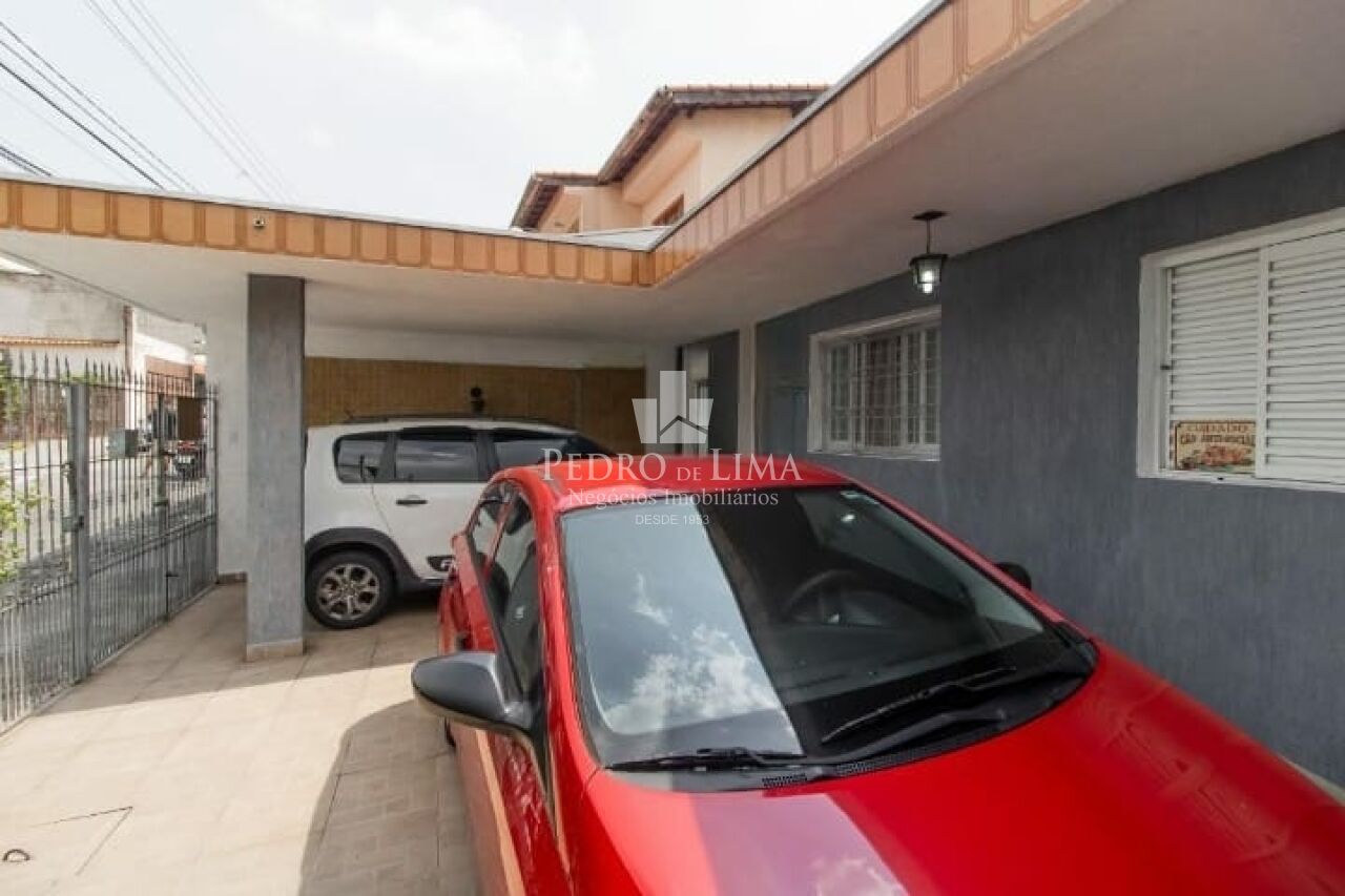 Casa com 3 quartos e 3 vagas no Aricanduva