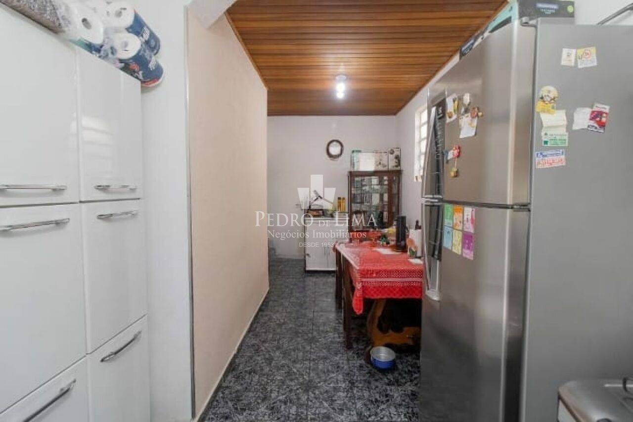 Casa com 3 quartos e 3 vagas no Aricanduva