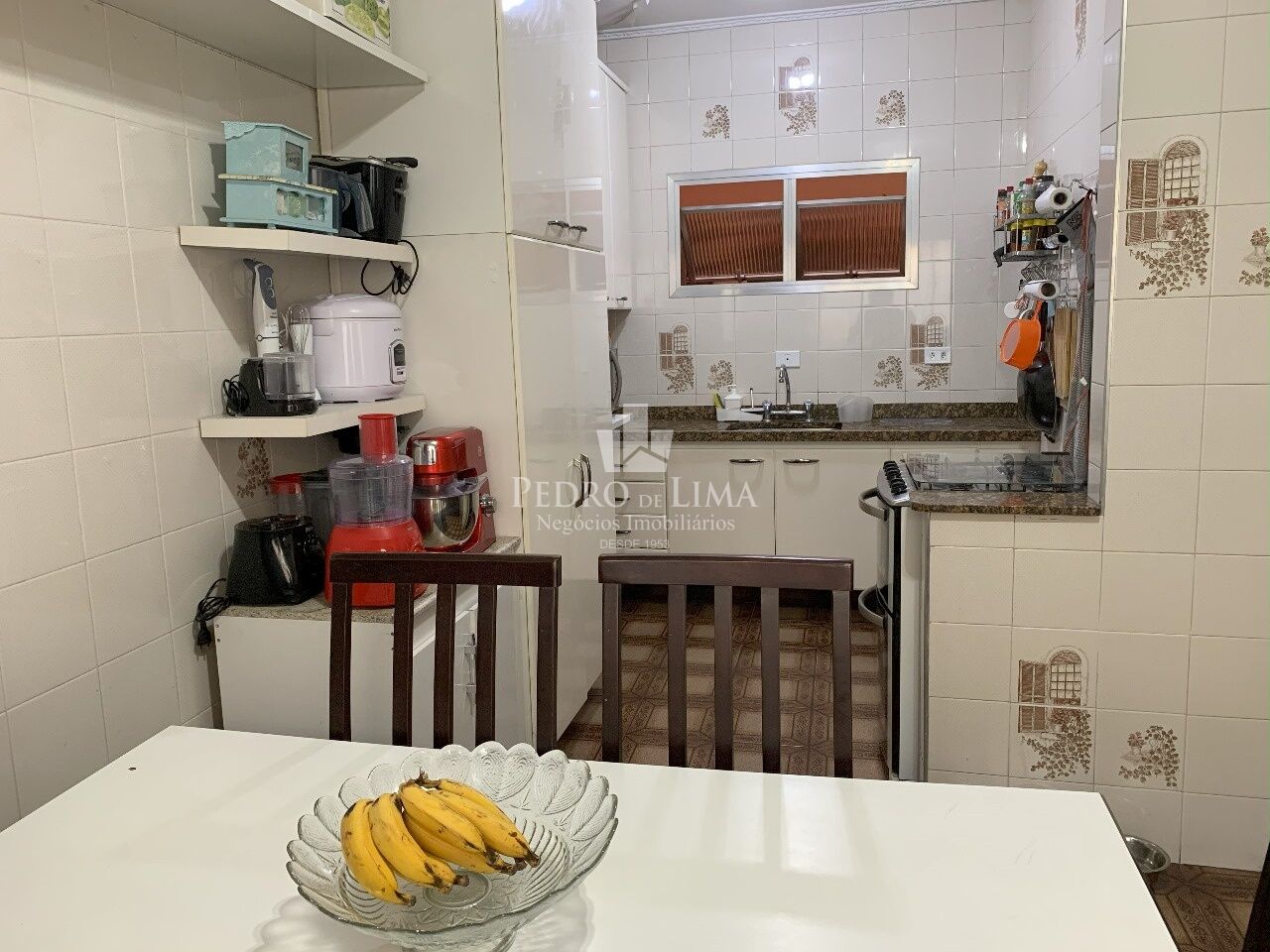 Casa térrea com 3 dormitórios, 3 banheiros, 5 vagas e 200 m² construídos na Vila Jacui