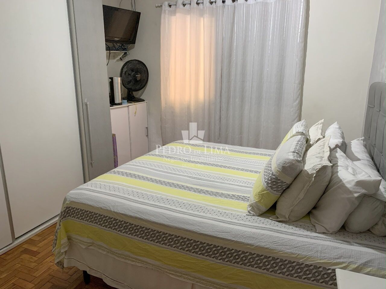 Casa térrea com 3 dormitórios, 3 banheiros, 5 vagas e 200 m² construídos na Vila Jacui