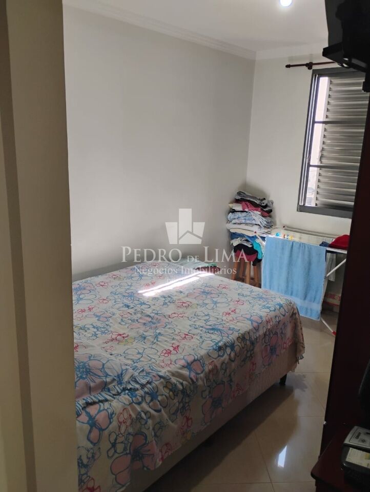 Apartamento 2 dormitórios no Parque do Carmo
