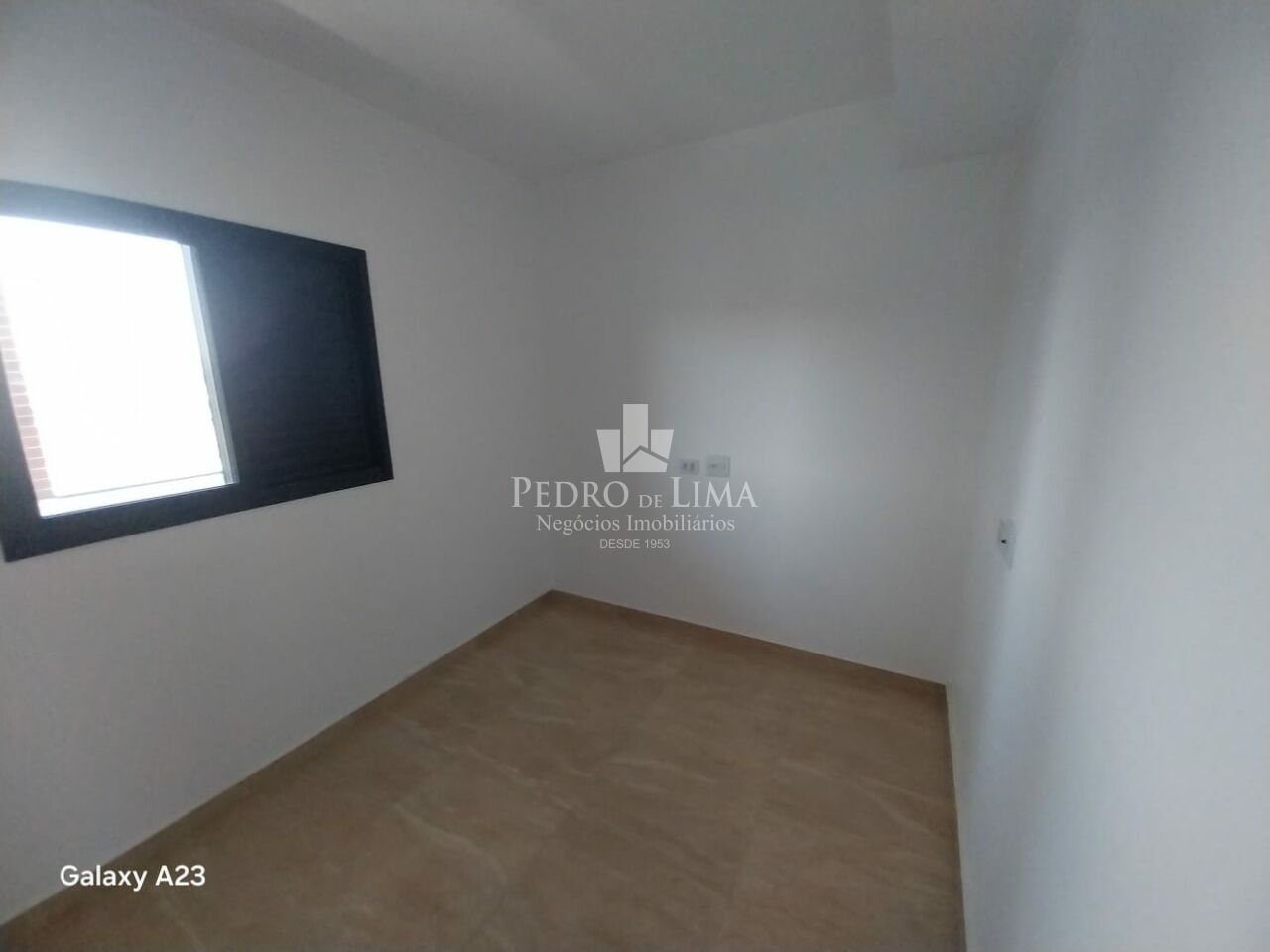  Apartamento com 2 Dormitórios na Vila Jacui