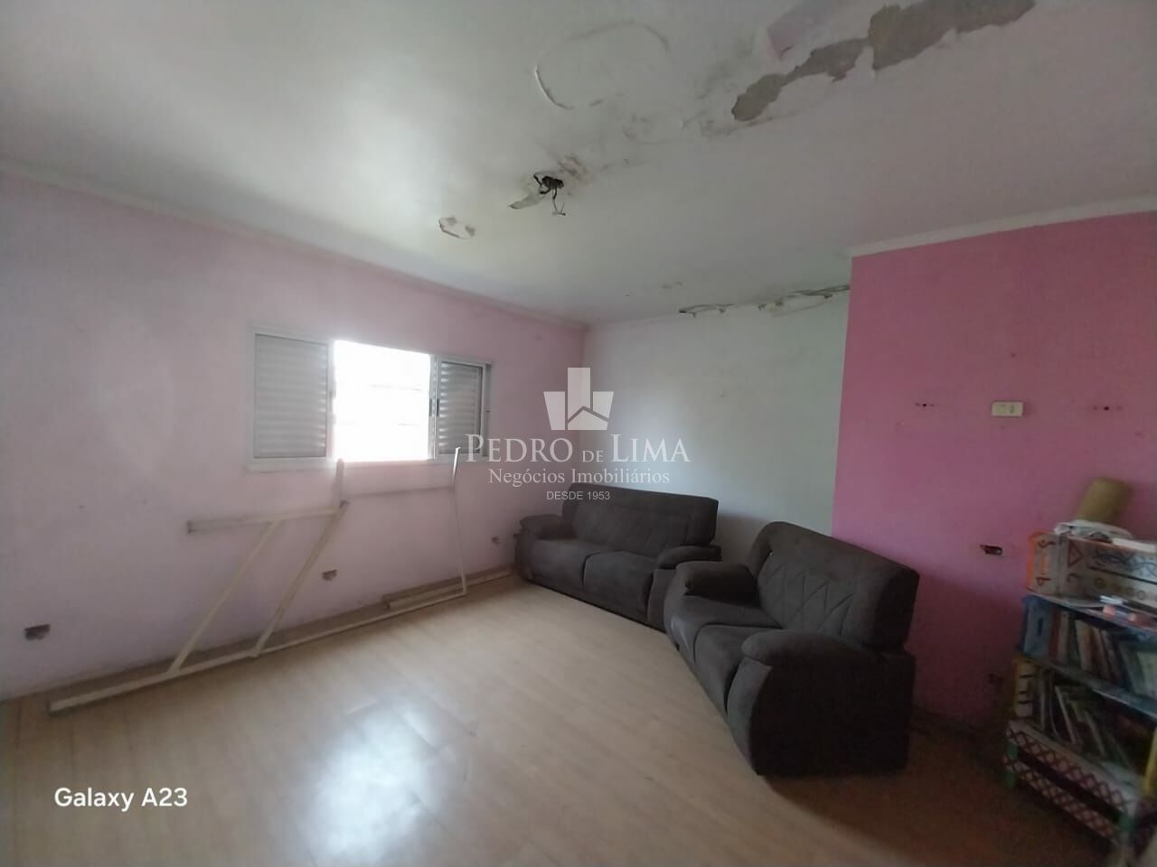 Sobrado 6 dormitórios sendo 4 suítes com Closets e 10 vagas na Vila São Silvestre 