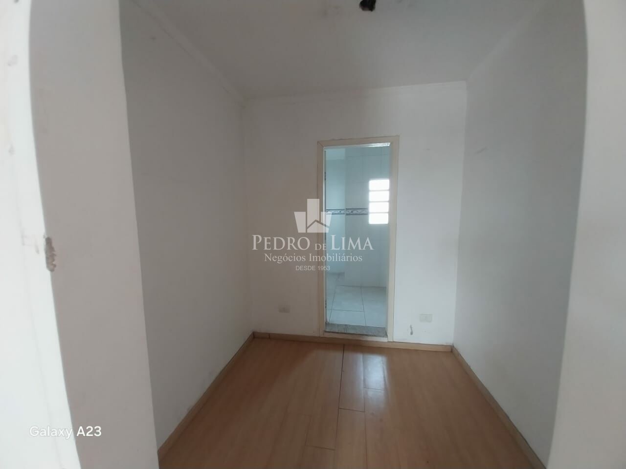 Sobrado 6 dormitórios sendo 4 suítes com Closets e 10 vagas na Vila São Silvestre 