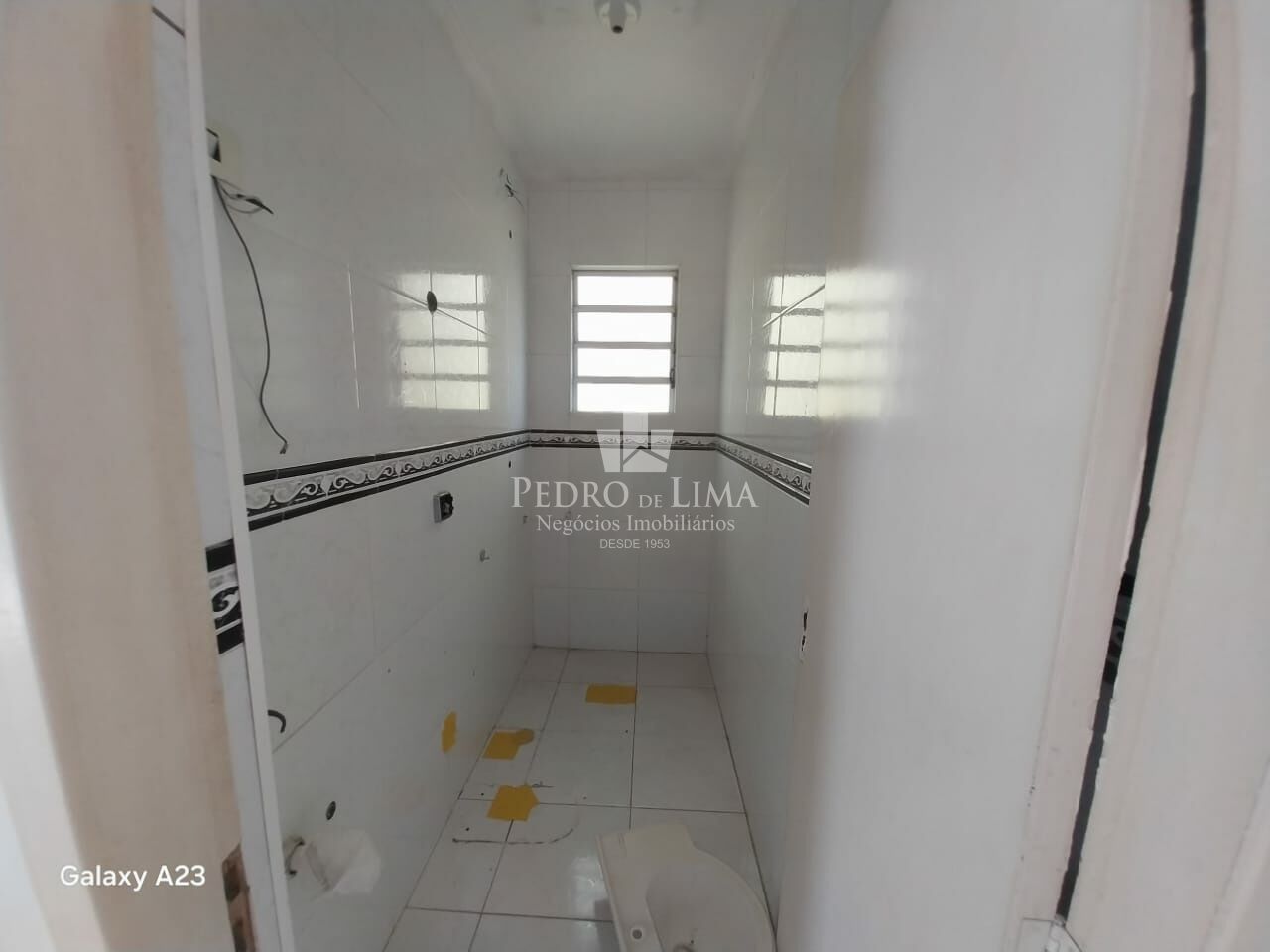 Sobrado 6 dormitórios sendo 4 suítes com Closets e 10 vagas na Vila São Silvestre 