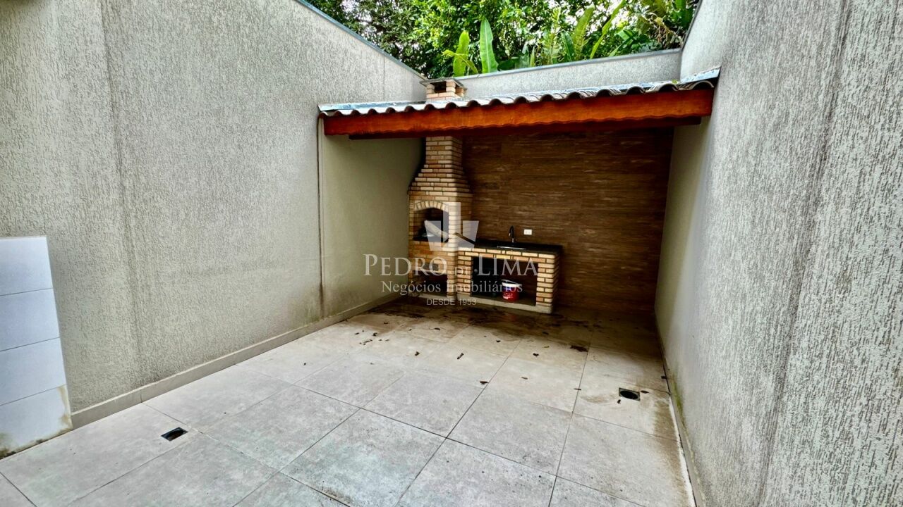 Sobrado frontal na região da Penha 