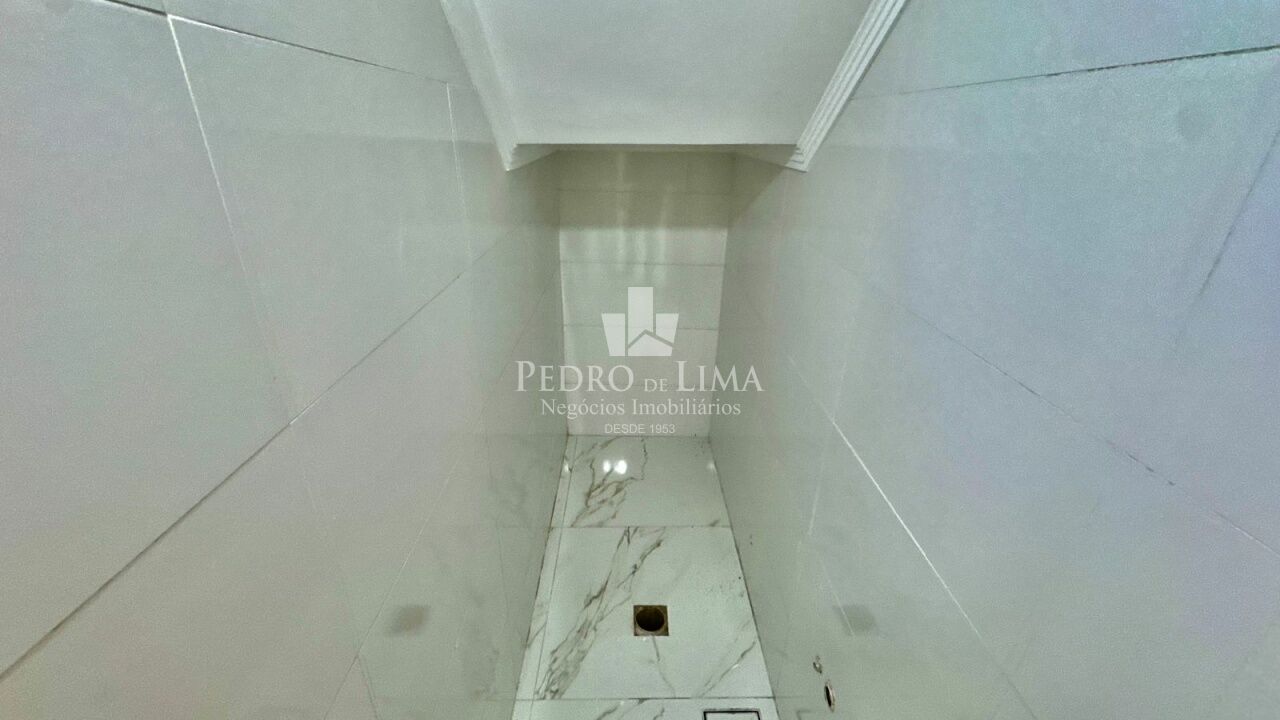 Sobrado frontal na região da Penha 
