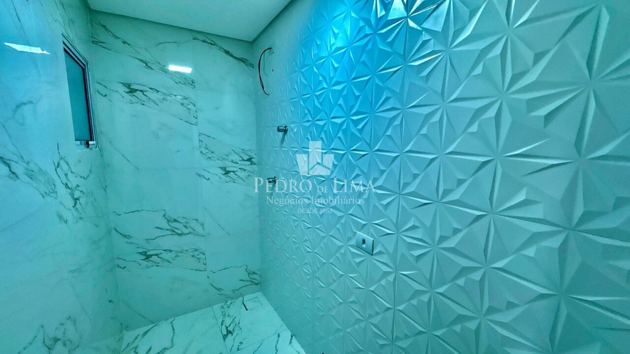 Sobrado frontal na região da Penha 