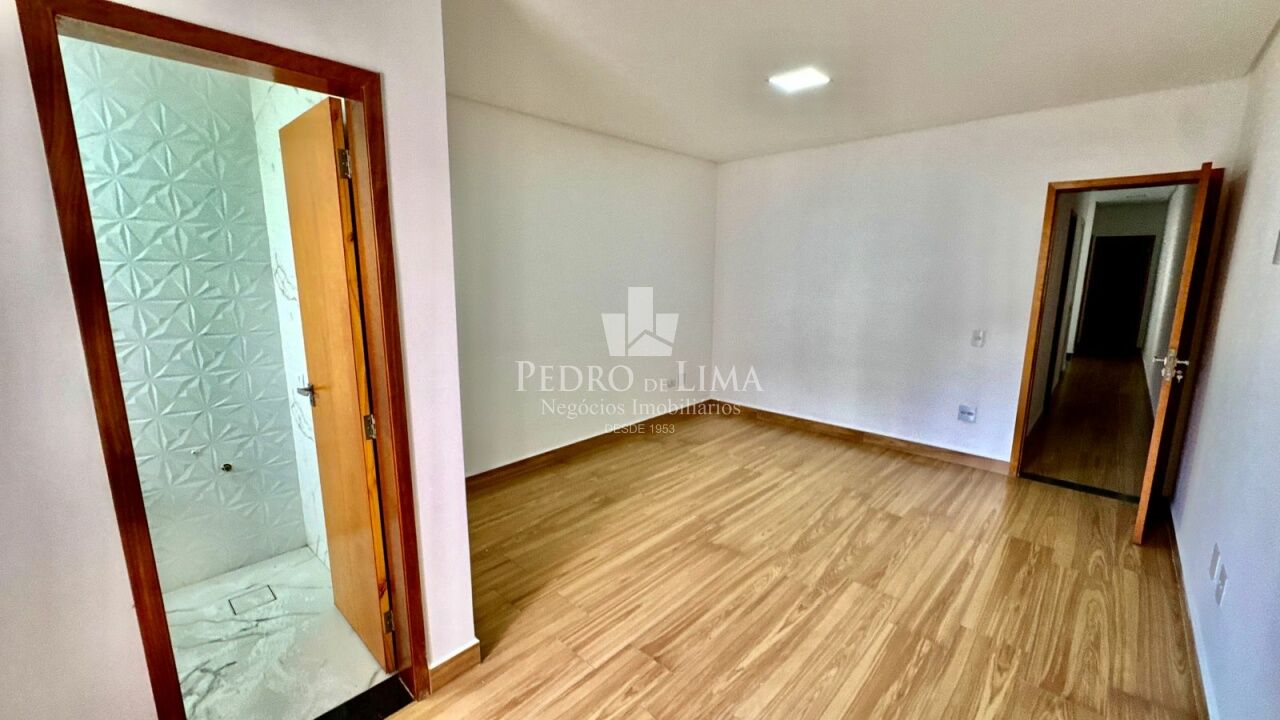 Sobrado frontal na região da Penha 