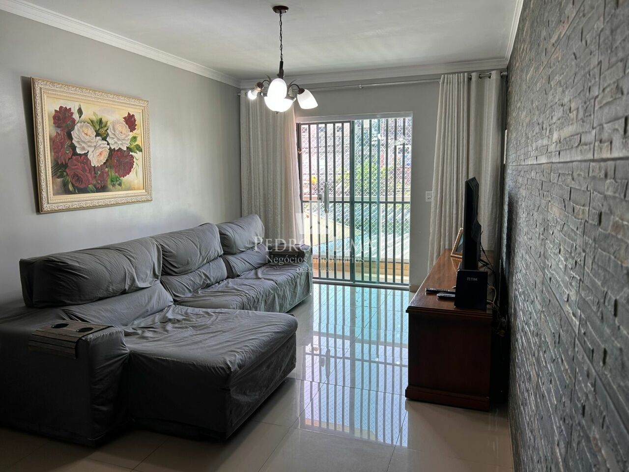 imagem do imovel Sobrado frontal 3 Dormitórios, 1 Suíte e  2 vagas no Jardim Liderança ref: PE42109