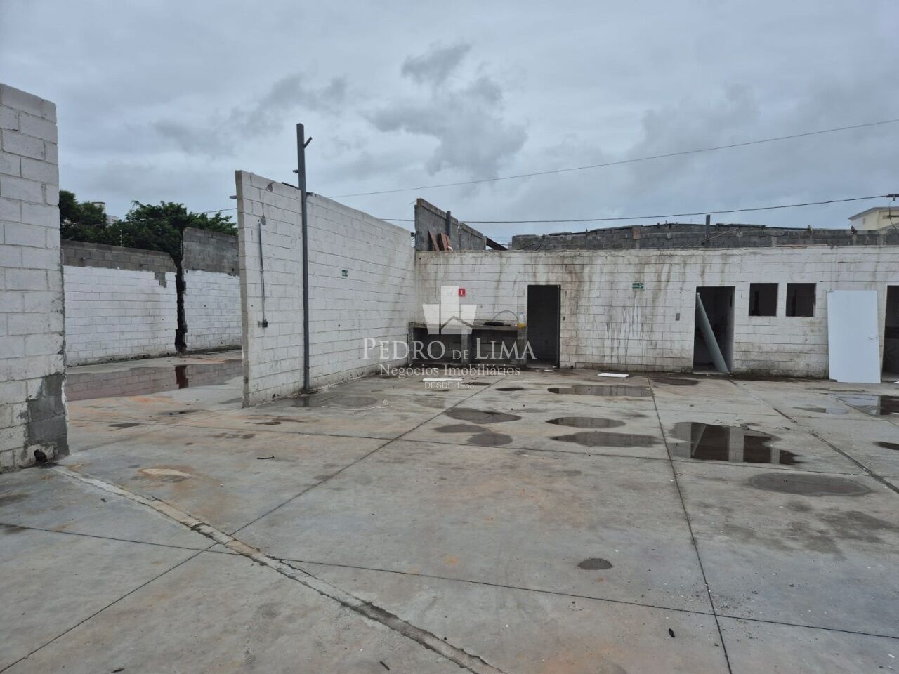 Terreno de 1000m² no coração do bairro Guilhermina - Praia Grande