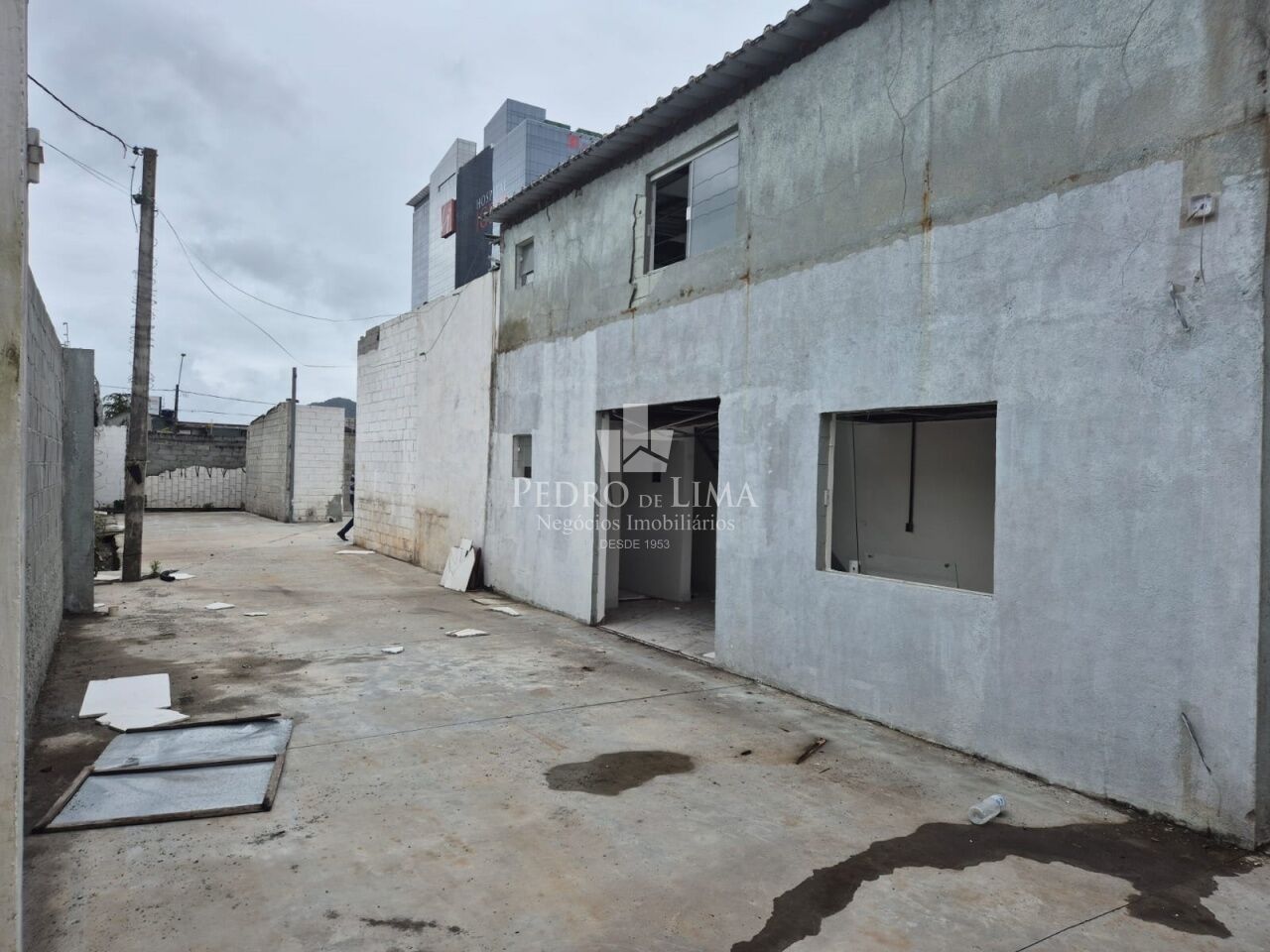 Terreno de 1000m² no coração do bairro Guilhermina - Praia Grande