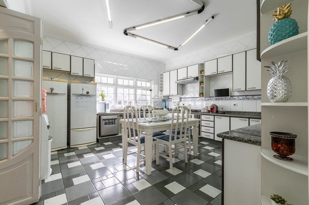 Casa Alto Padrão com Piscina na Vila Granada - Penha