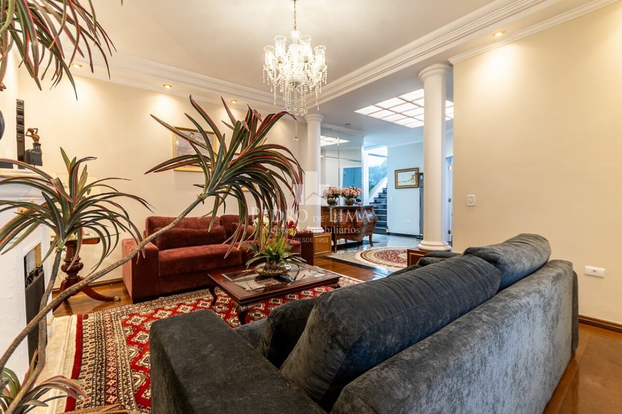 Casa Alto Padrão com Piscina na Vila Granada - Penha