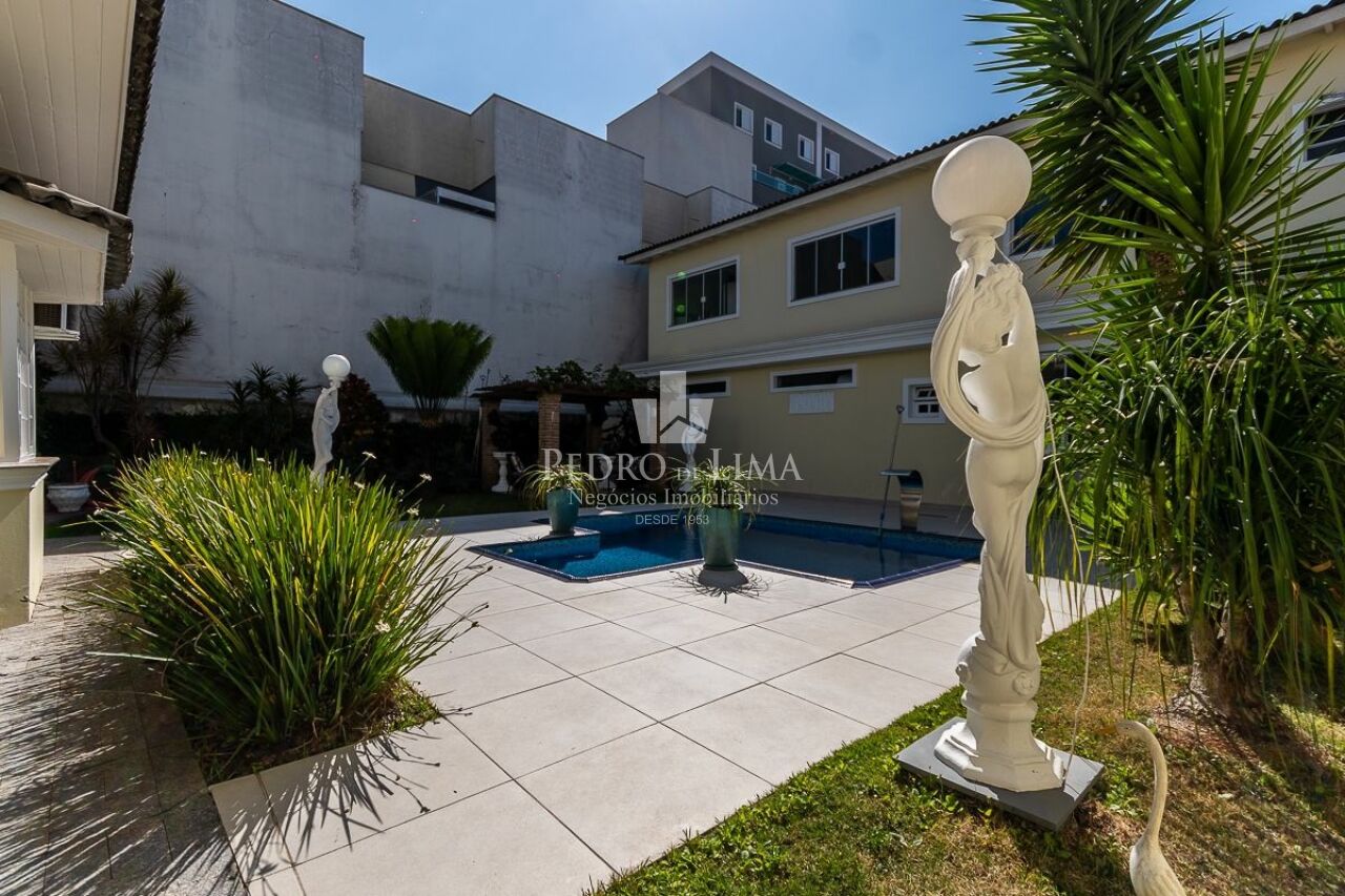 Casa Alto Padrão com Piscina na Vila Granada - Penha