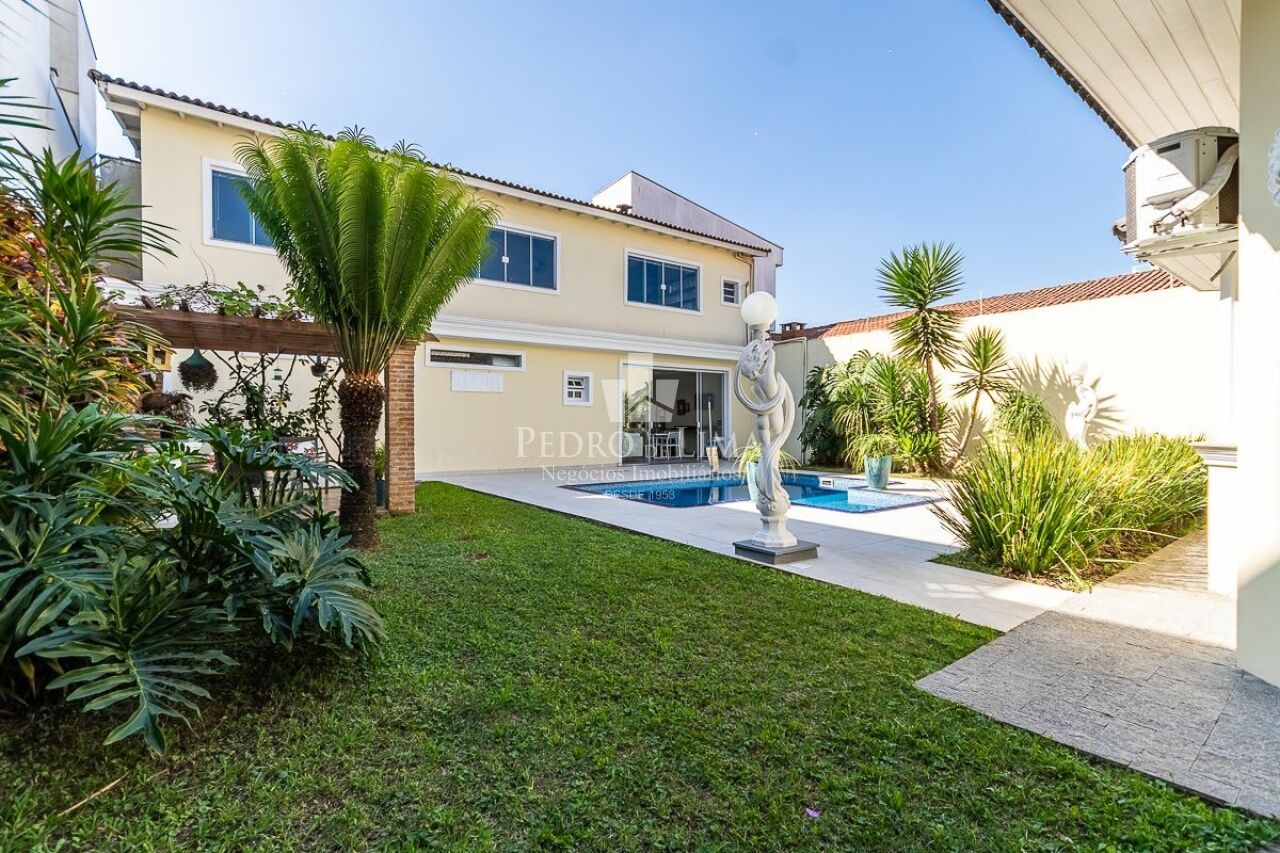 Casa Alto Padrão com Piscina na Vila Granada - Penha