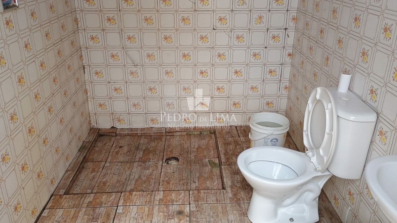 imagem do imovel  Casa com 3 dormitórios sendo 1 suíte e 4 vagas de garagem na Ponte Rasa  ref: PE42237