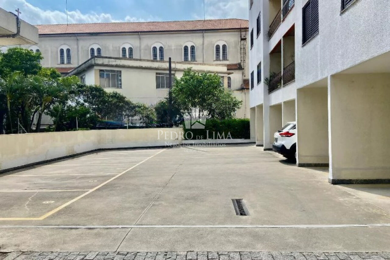 Apartamento Cobertura 4  vagas bem localizado na Água Rasa